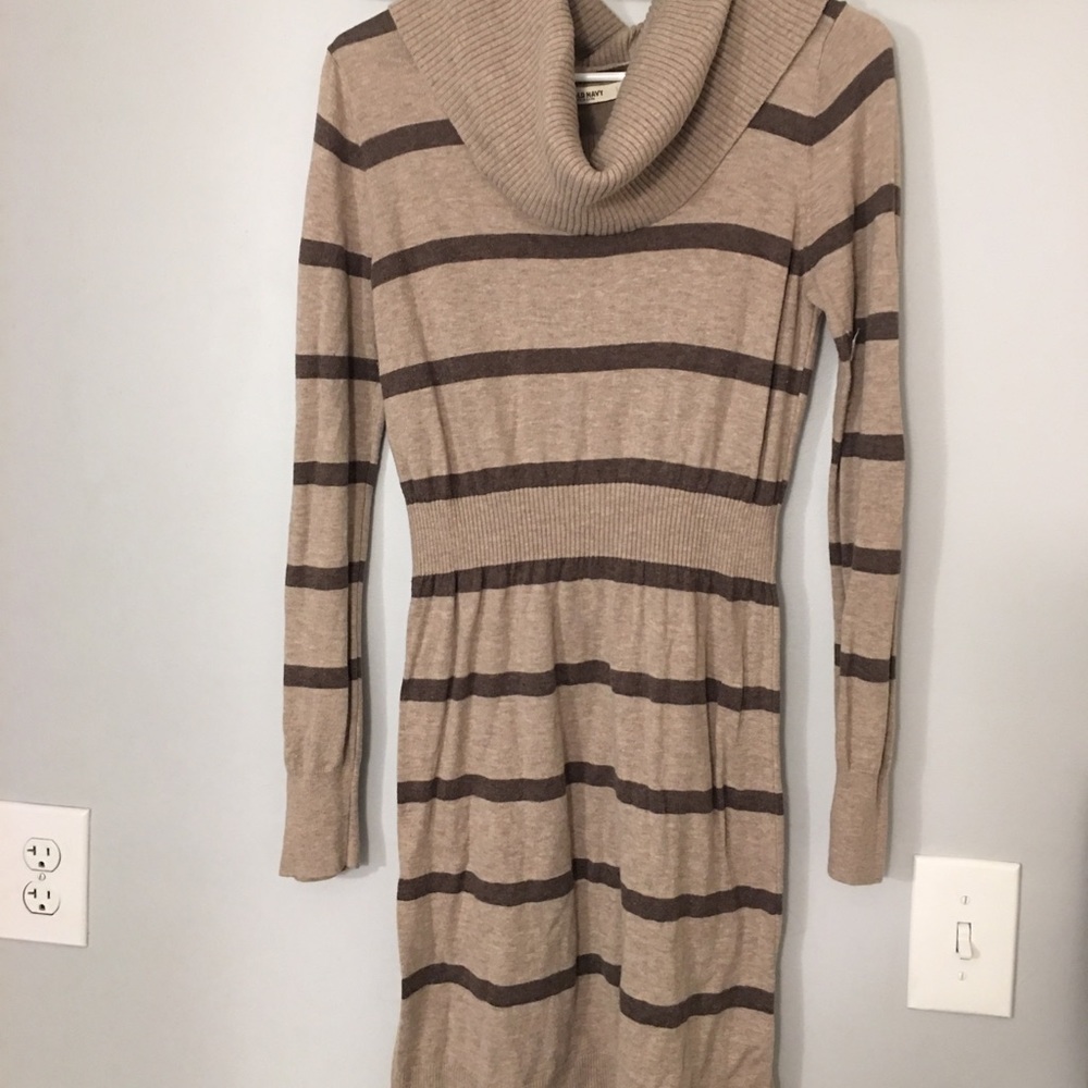 Women’s dress